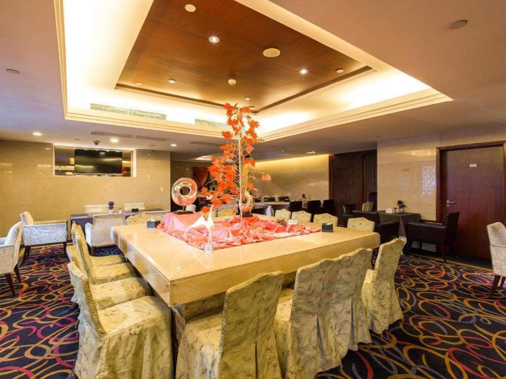 China Palace Hotel Beijing Bagian luar foto